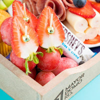 1 .Bandeja Especial Padres RD 4,700 Tres opciones Mangu, Sandwich corazon o Wafles