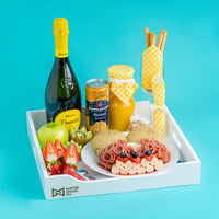 2.Bandeja “Brindis Criollo” – Mangú & Prosecco by MayordomoRD 7,500