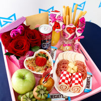 Pink Bliss Brunch – Bandeja Gourmet Floral Edición Limitada RD 7,700