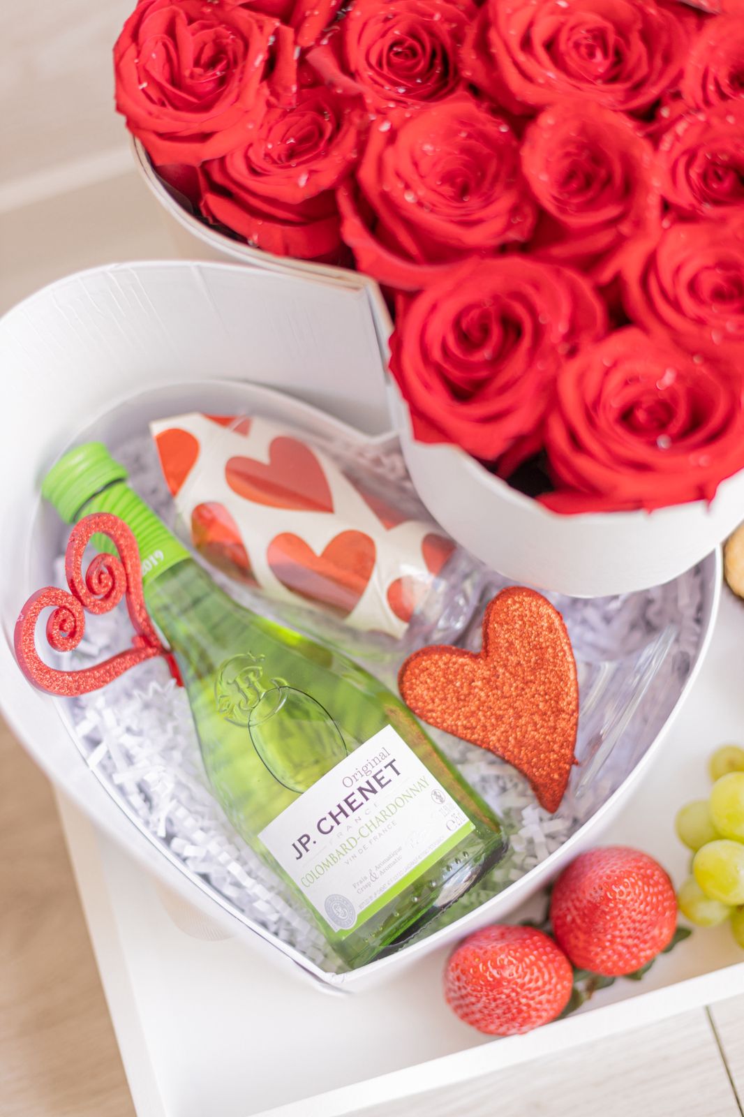Doble Amor Deluxe – Heart Box &amp; Wine Experience RD 5,500